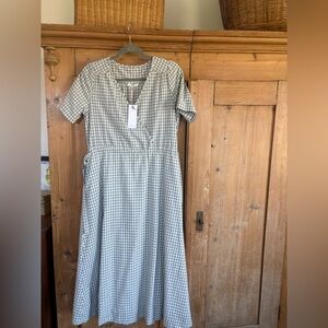 NWT Neuflora blue checkered dress